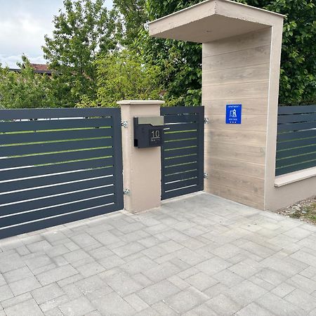 Kod Dide - Entry With Pin 0-24H Slavonski Brod Exterior foto