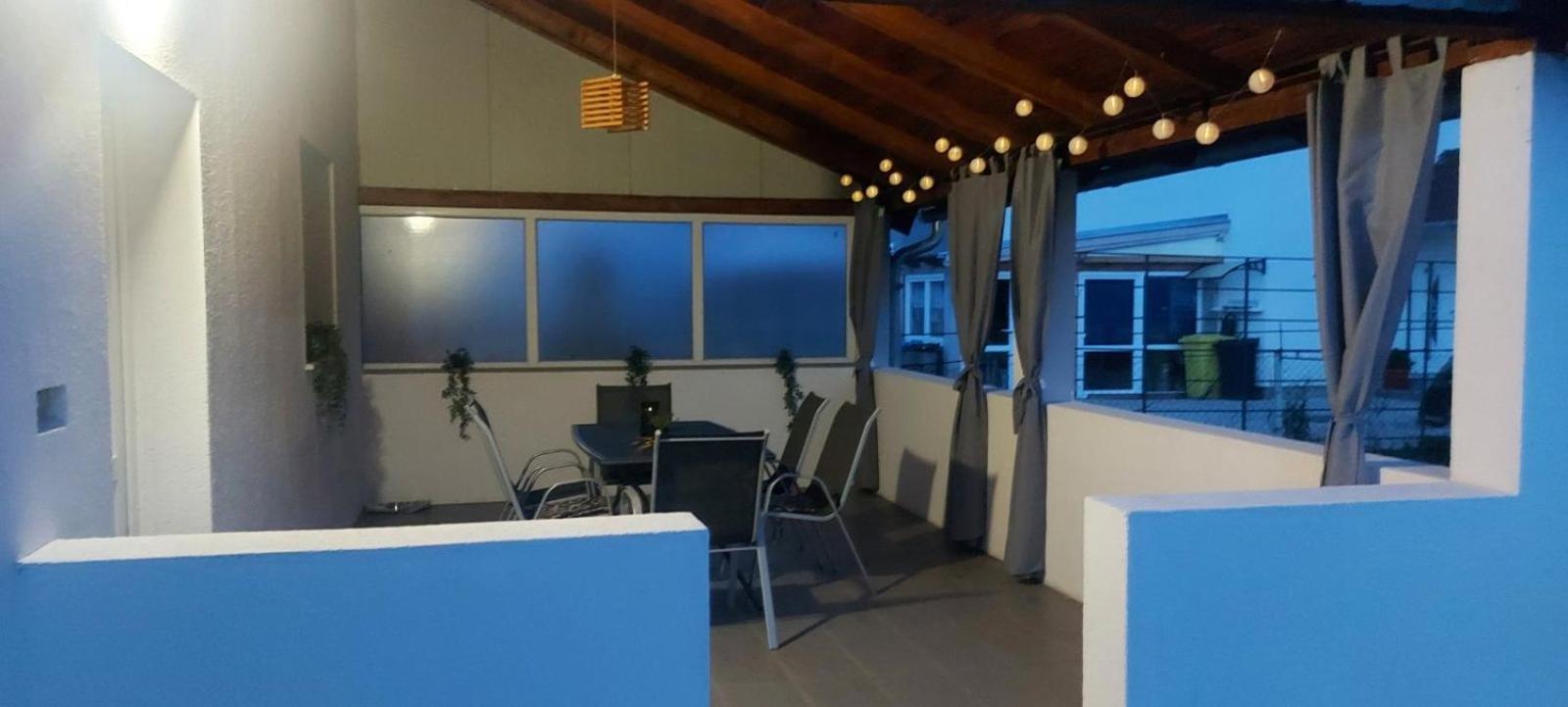 Kod Dide - Entry With Pin 0-24H Slavonski Brod Exterior foto