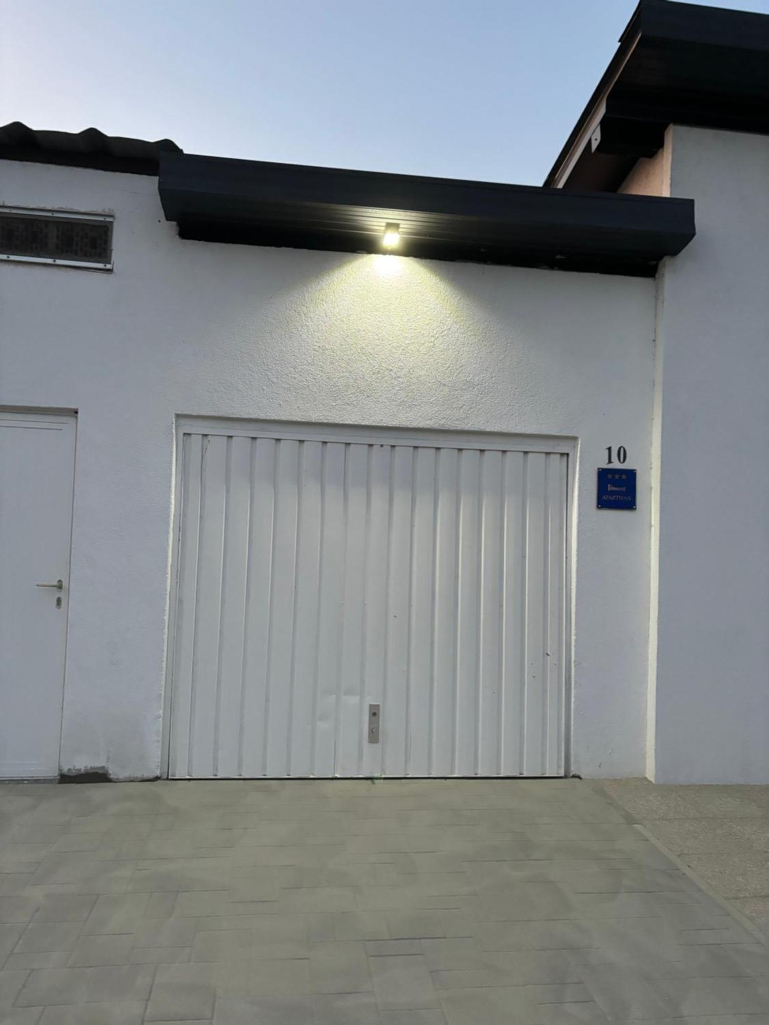 Kod Dide - Entry With Pin 0-24H Slavonski Brod Exterior foto
